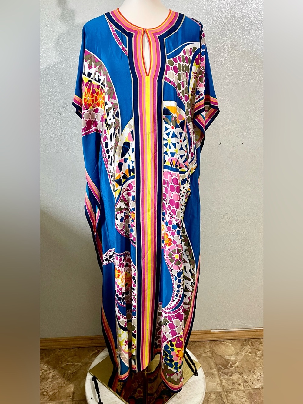 Silk Maxi Dress Colorful Floral Cafton Kafton Resortwear Cruise XS/S Trina Turk